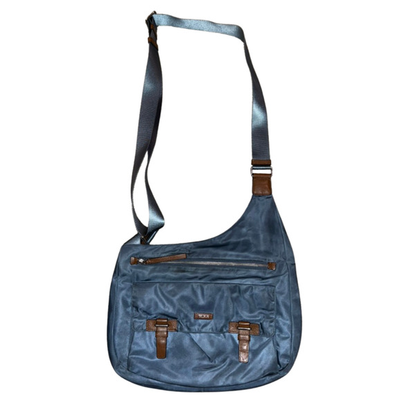 Tumi Luggage Voyageur Sumatra Crossbody Bag RARE